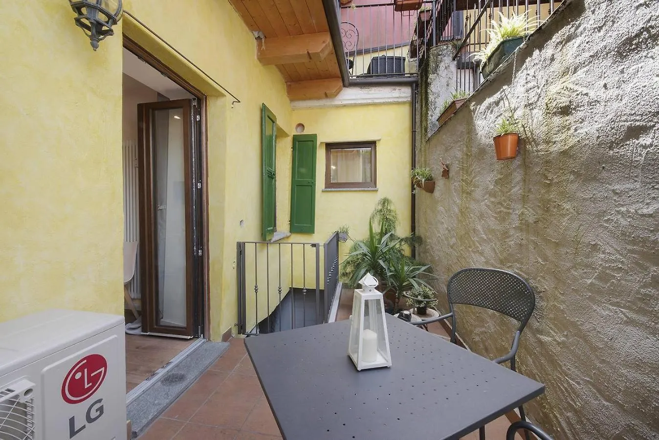 Le Coccinelle Home Mandello del Lario 0*,