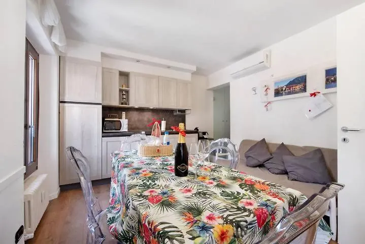 Le Coccinelle Home Mandello del Lario 0*,  Italy