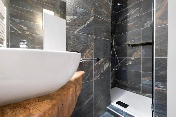 Le Coccinelle Home Mandello del Lario Holiday home